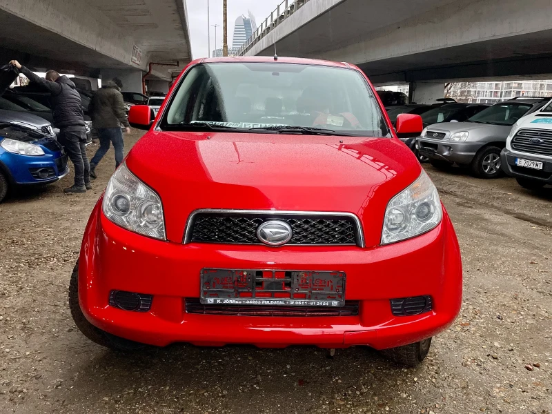 Daihatsu Terios ЧЕРВЕНО БИЖУ КОЛЕДЕН ПОДАРЪК, снимка 5 - Автомобили и джипове - 48172829