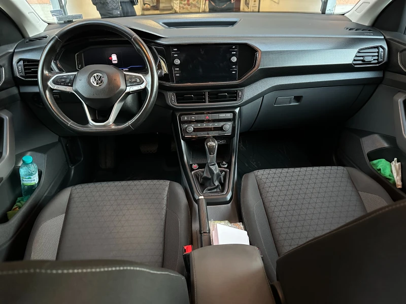 VW T-Cross, снимка 10 - Автомобили и джипове - 48720893