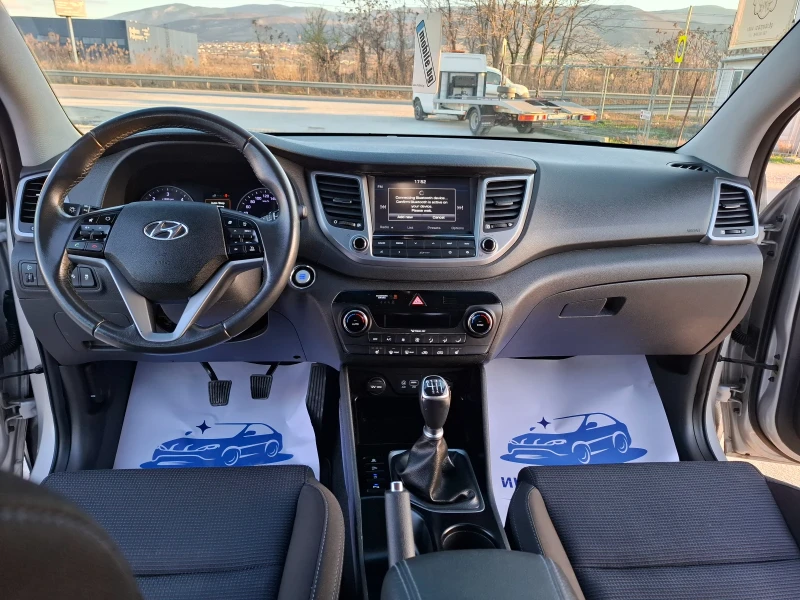 Hyundai Tucson, снимка 14 - Автомобили и джипове - 49571451