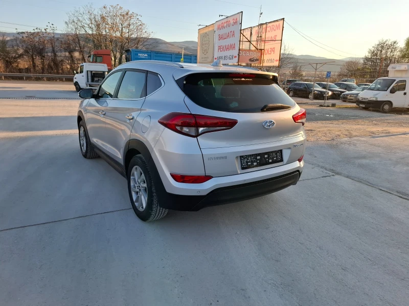 Hyundai Tucson, снимка 5 - Автомобили и джипове - 49571451