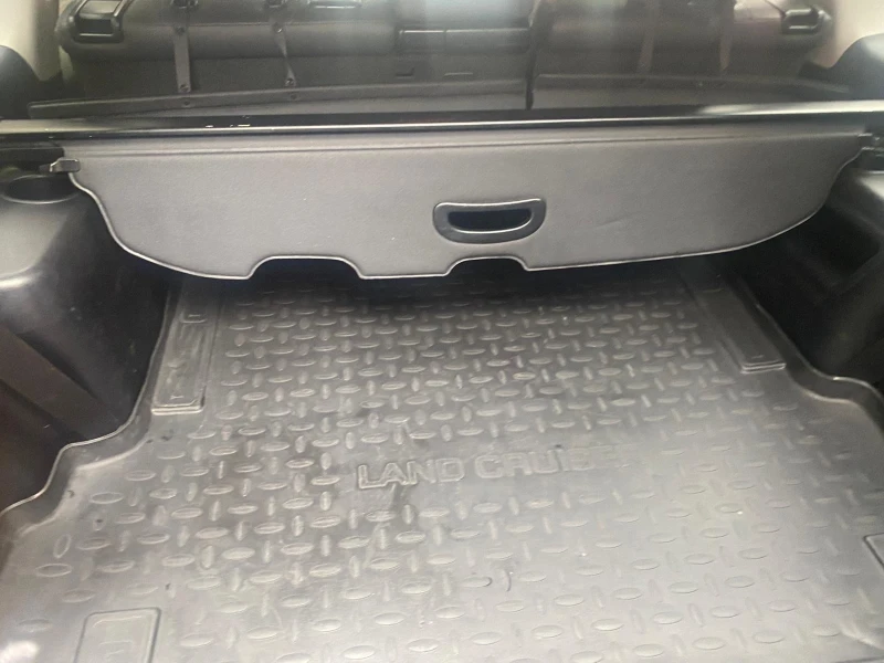 Toyota Land cruiser 2.8 D-4D J150 Facelift, снимка 12 - Автомобили и джипове - 52257766