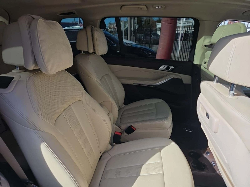 BMW X7 xDrive50i, снимка 13 - Автомобили и джипове - 52851322