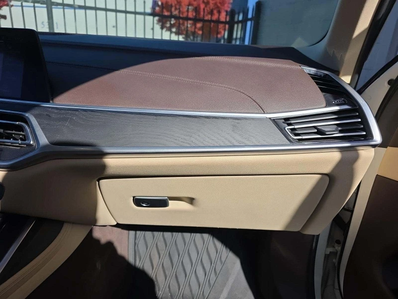 BMW X7 xDrive50i, снимка 9 - Автомобили и джипове - 52851322