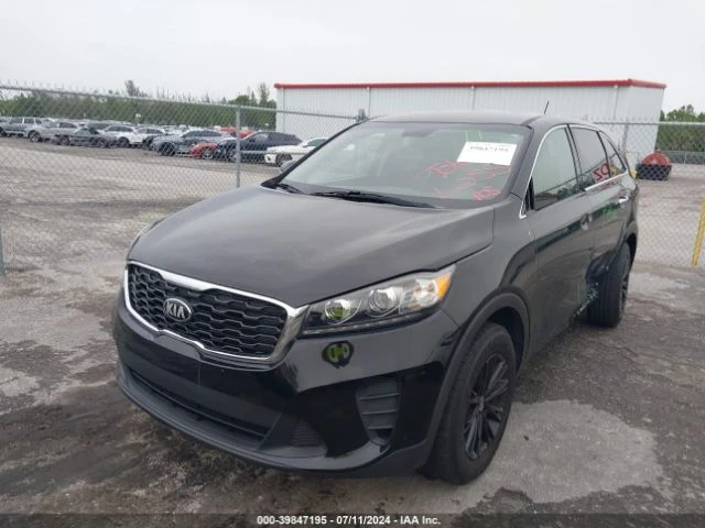 Kia Sorento 2.4L LX, снимка 3 - Автомобили и джипове - 47142277