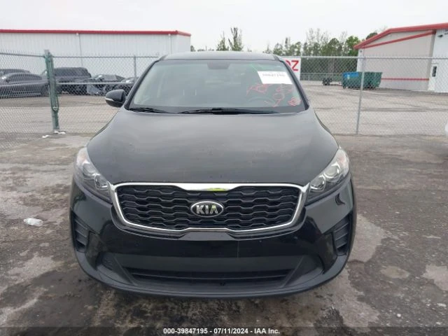 Kia Sorento 2.4L LX, снимка 2 - Автомобили и джипове - 47142277