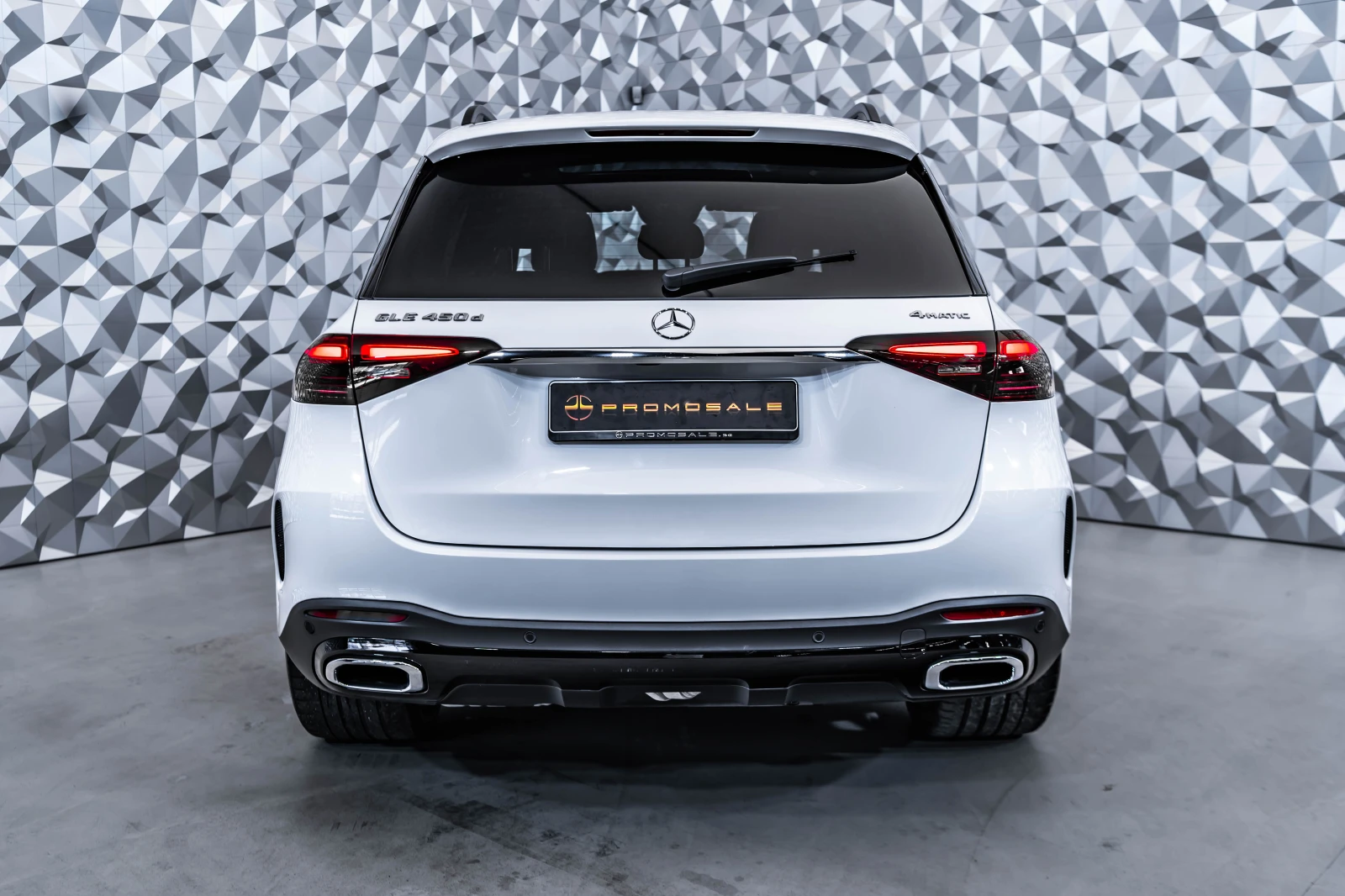 Mercedes-Benz GLE 450 d 4M AMG* Night* Pano* Burm - изображение 5