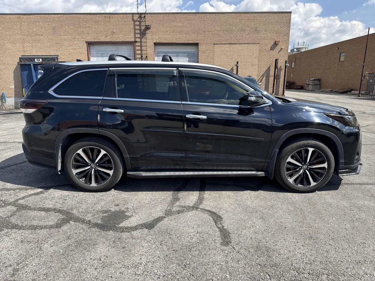 Toyota Highlander 2017 XLE * БЕЗ ПЪРВОНАЧАЛНА ВНОСКА*  - изображение 4