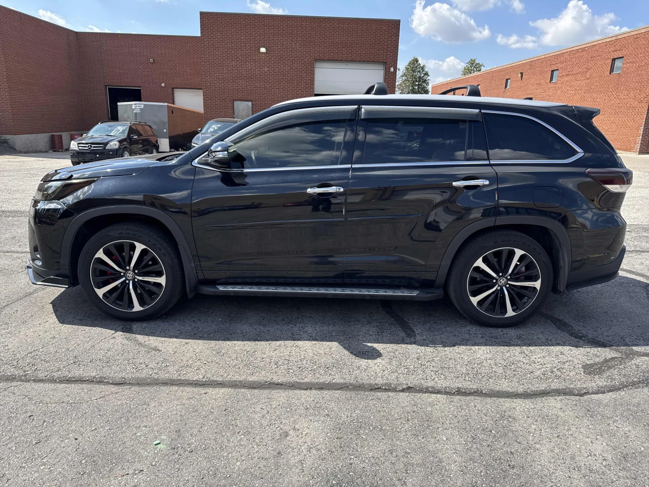 Toyota Highlander 2017 XLE * БЕЗ ПЪРВОНАЧАЛНА ВНОСКА*  - изображение 3