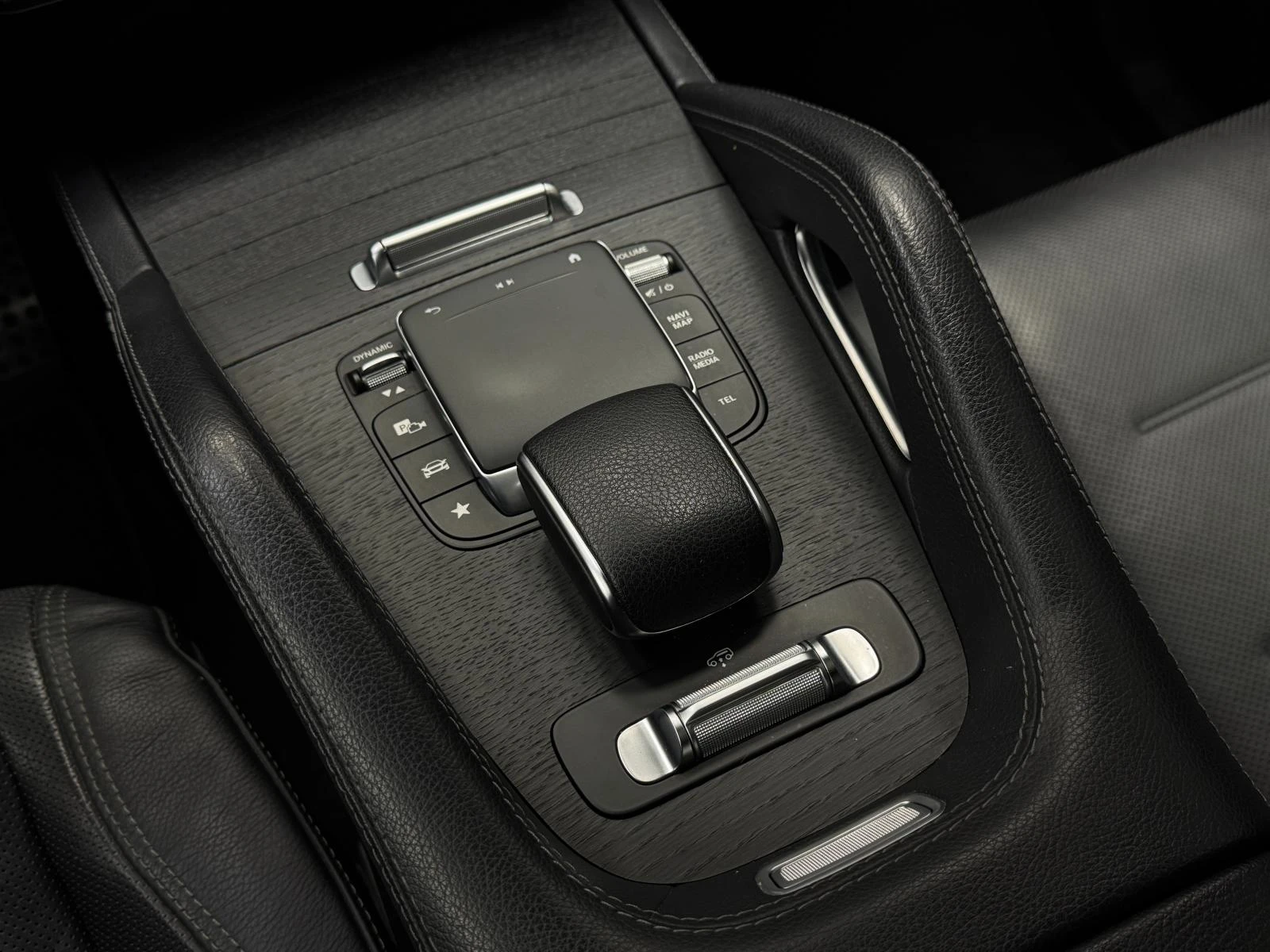 Mercedes-Benz GLE 400 d 4Matic AMG* 360* Vent* Burmester* Pano | Mobile.bg   12