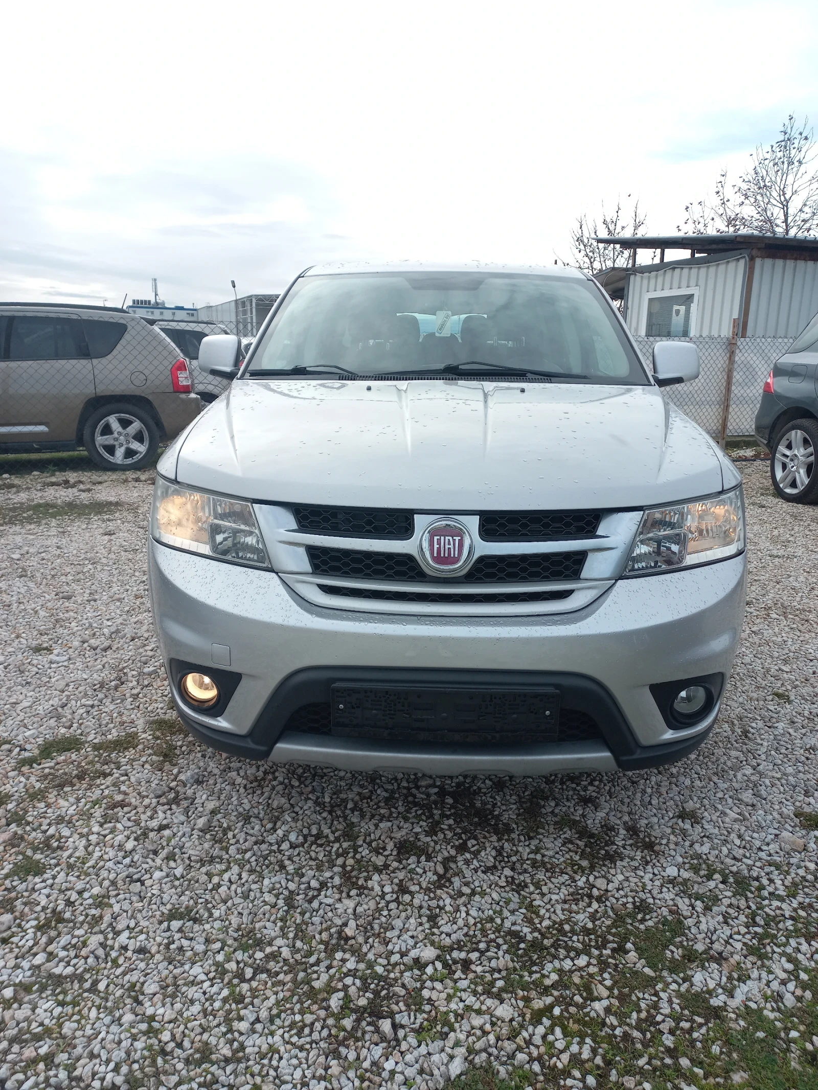 Fiat Freemont 2, 0 ltd 6+ 1 - изображение 2