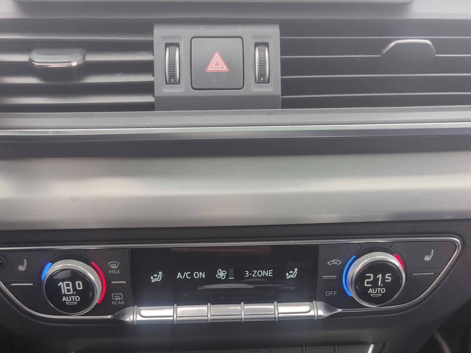 Audi Q5 PROGRESSIV * * CARFAX * * АВТО КРЕДИТ * * , снимка 9 - Автомобили и джипове - 54219301