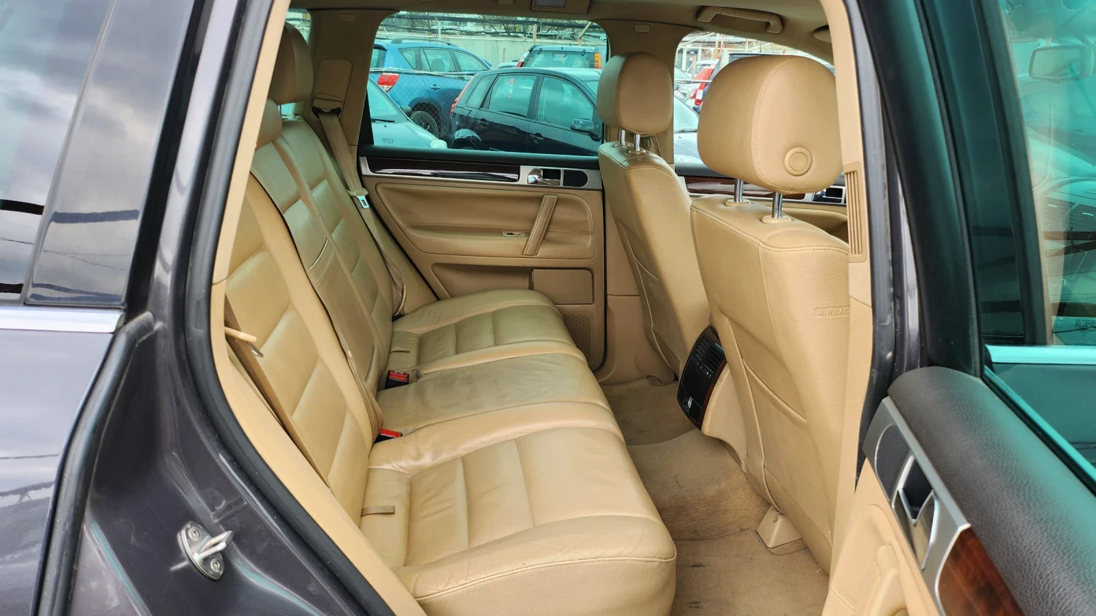 VW Touareg 3.0 TDI 239 К.С ФЕЙС, снимка 11 - Автомобили и джипове - 54225758