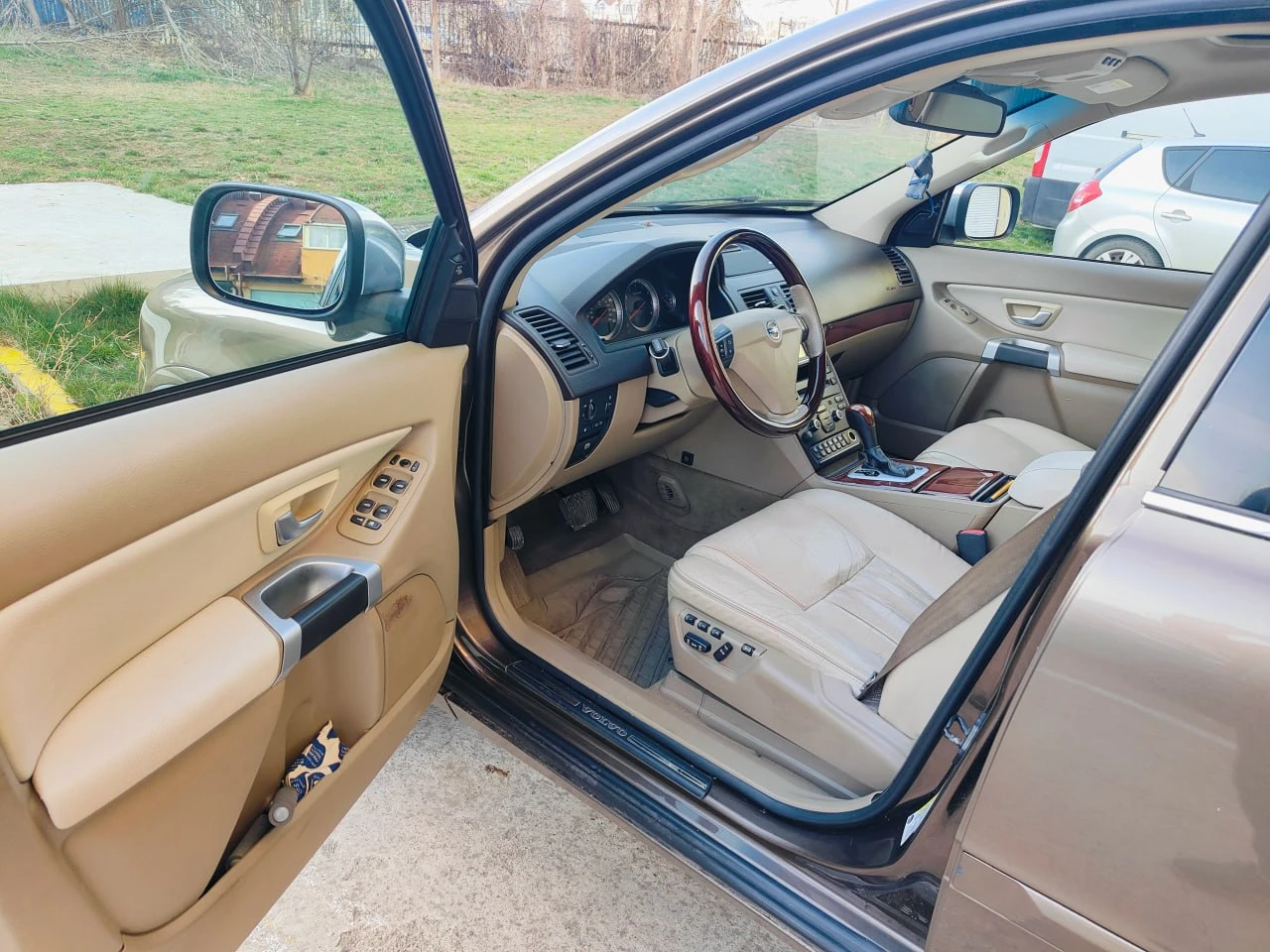 Volvo Xc90, снимка 8 - Автомобили и джипове - 54746416