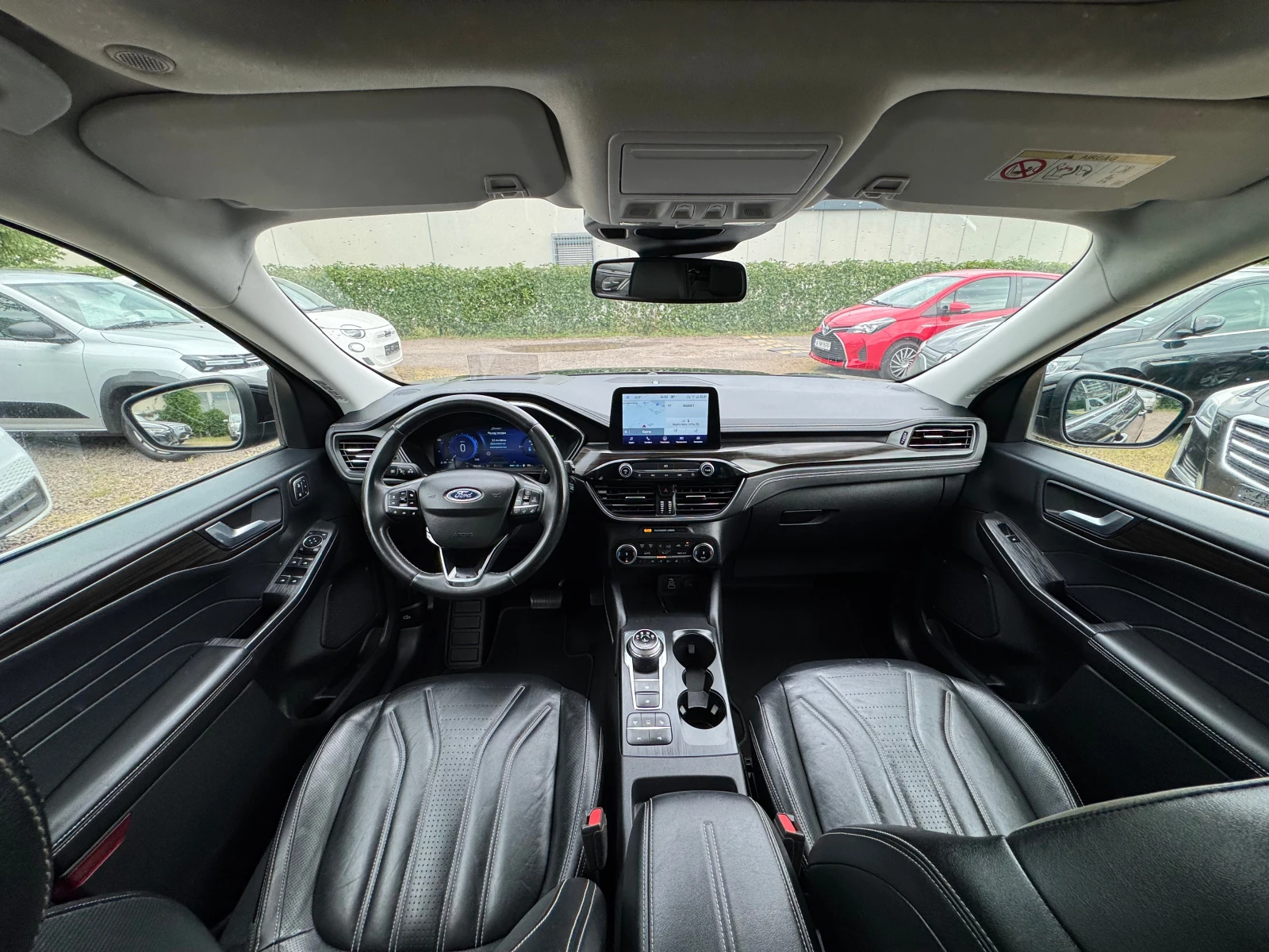 Ford Kuga 2.5 PHEV Vignale, снимка 9 - Автомобили и джипове - 54748324