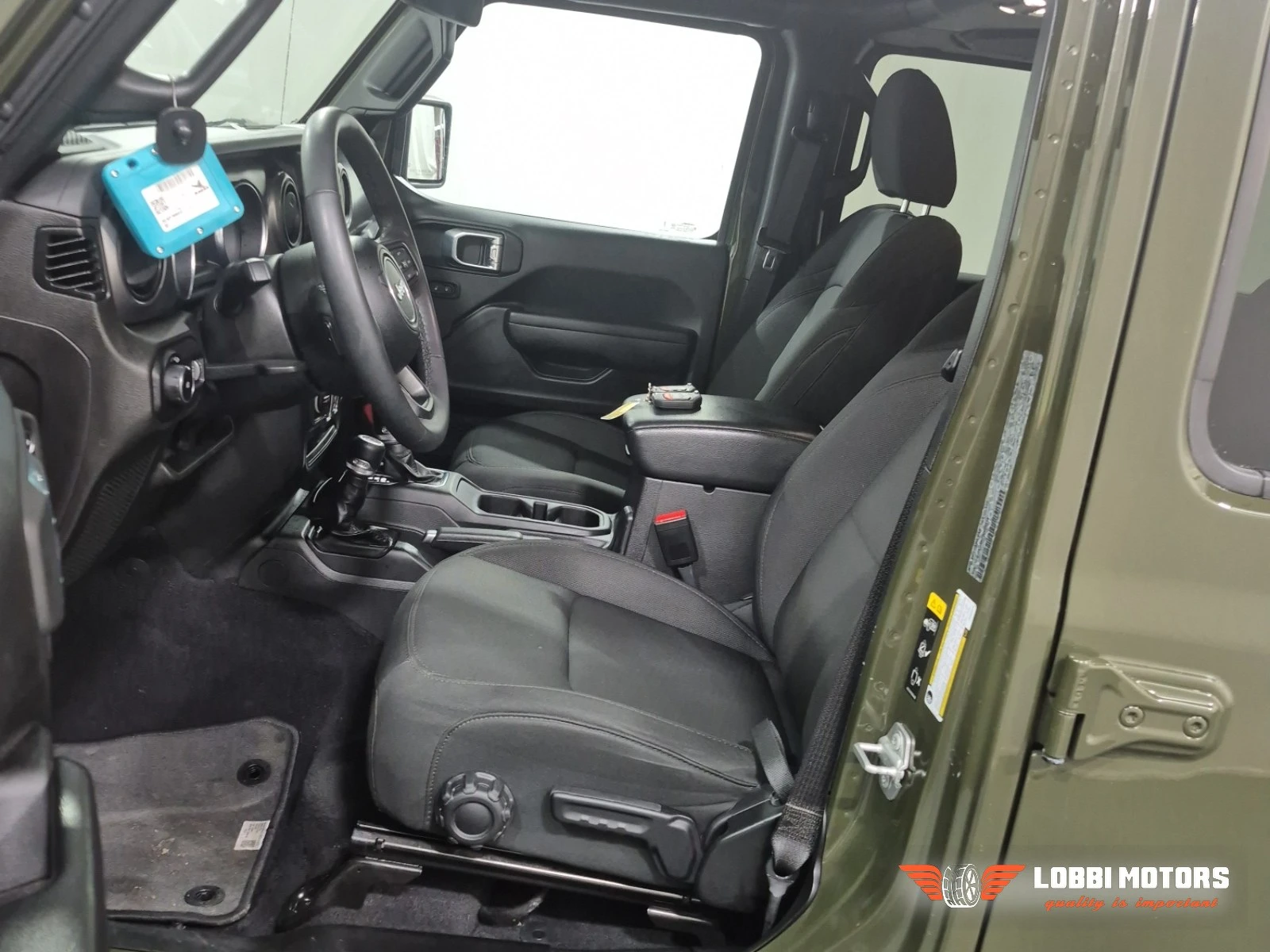 Jeep Wrangler, снимка 5 - Автомобили и джипове - 55928318