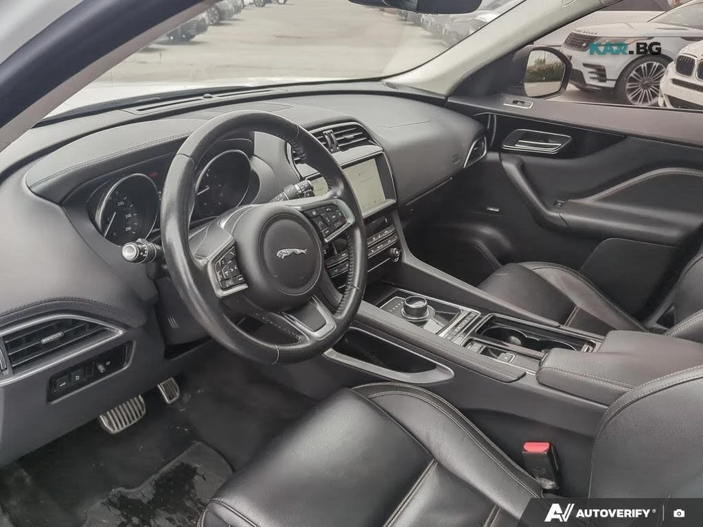 Jaguar F-PACE PRESTIGE* KEYLESS* LANE ASSIST* CAMERA, снимка 6 - Автомобили и джипове - 56658029