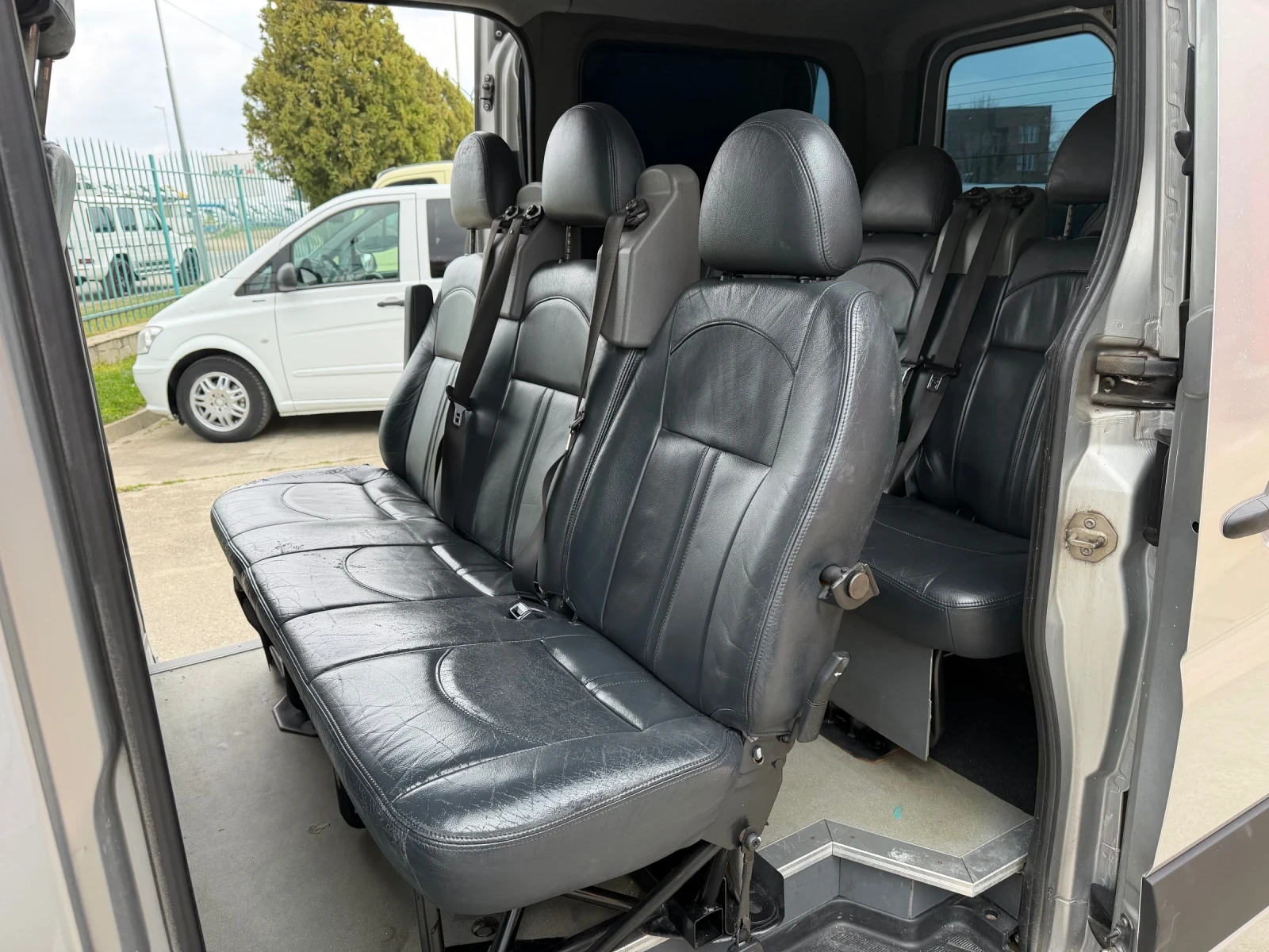Mercedes-Benz Sprinter 211CDI* 2xКлиматик* 2х стр.врати, снимка 7 - Бусове и автобуси - 53875073
