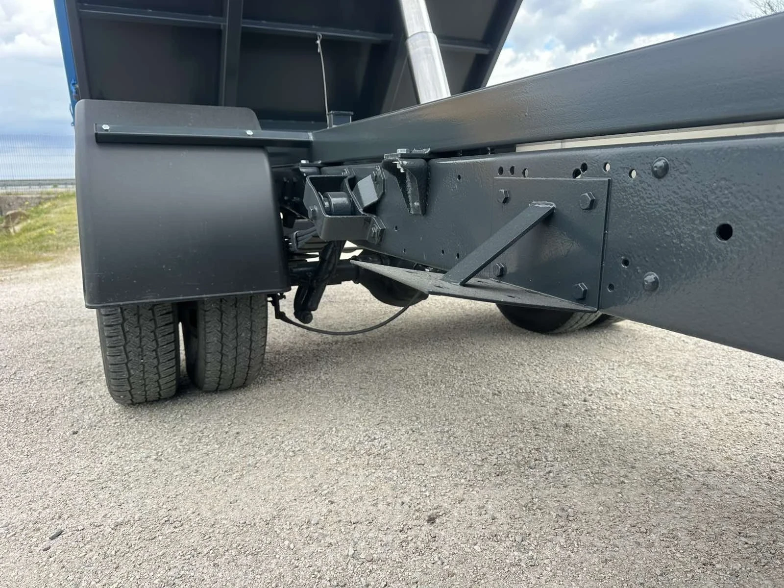 Iveco 35c18 Тристранен самосвал, снимка 7 - Бусове и автобуси - 54181012