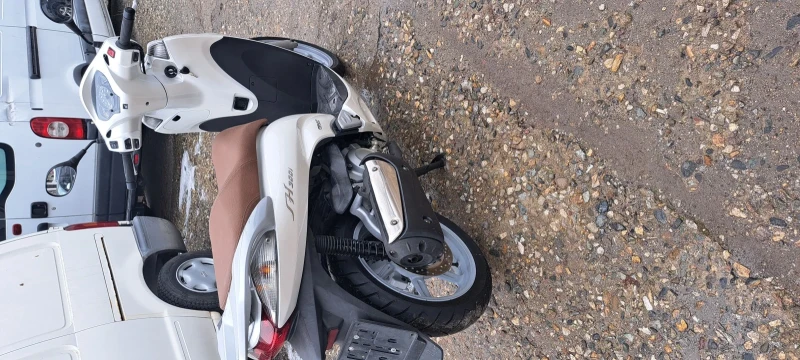 Honda Sh 300 perfecten , снимка 3 - Мотоциклети и мототехника - 53203680