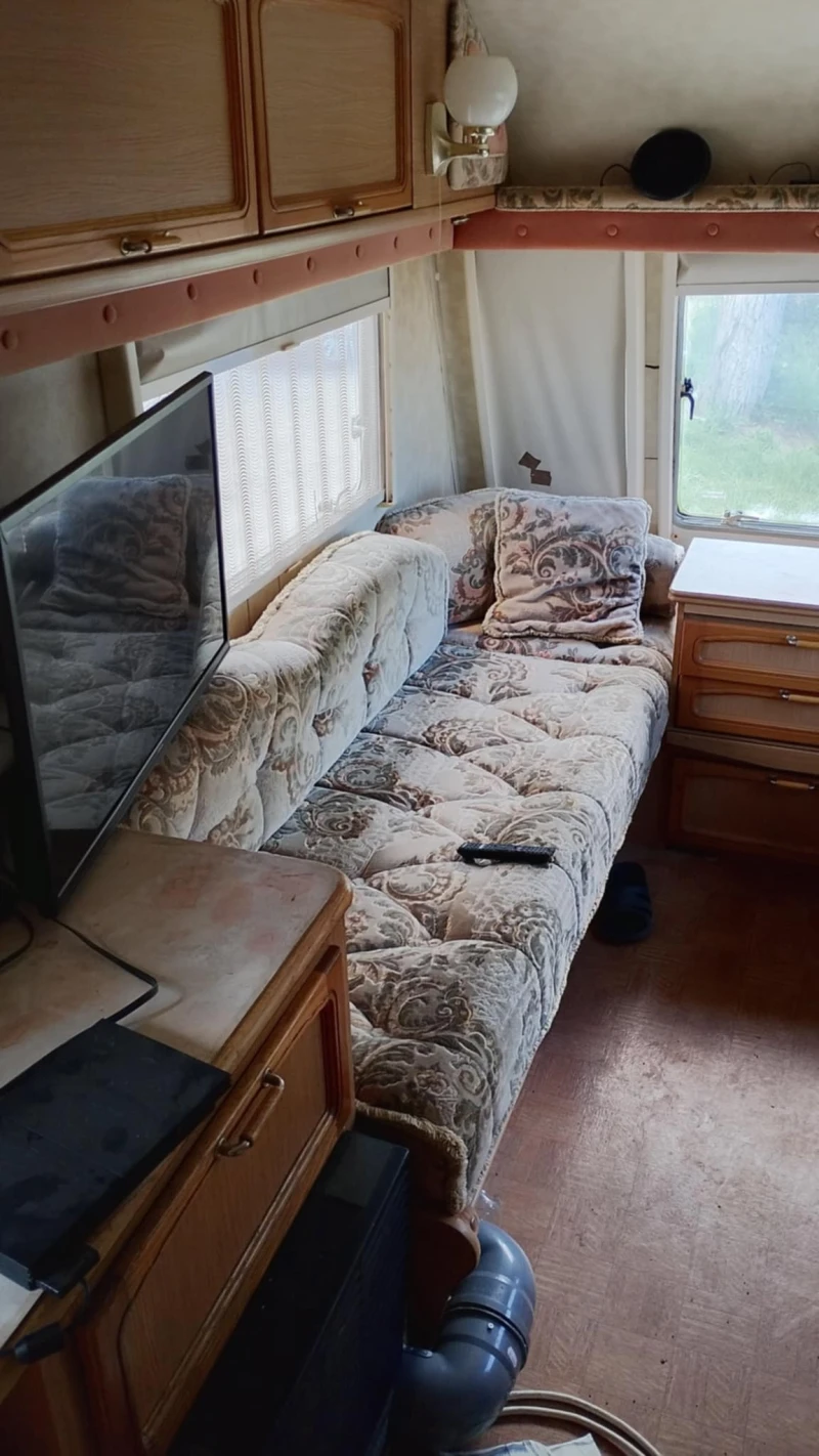 Каравана Compas RALLYE 460/2, снимка 3 - Каравани и кемпери - 52658458