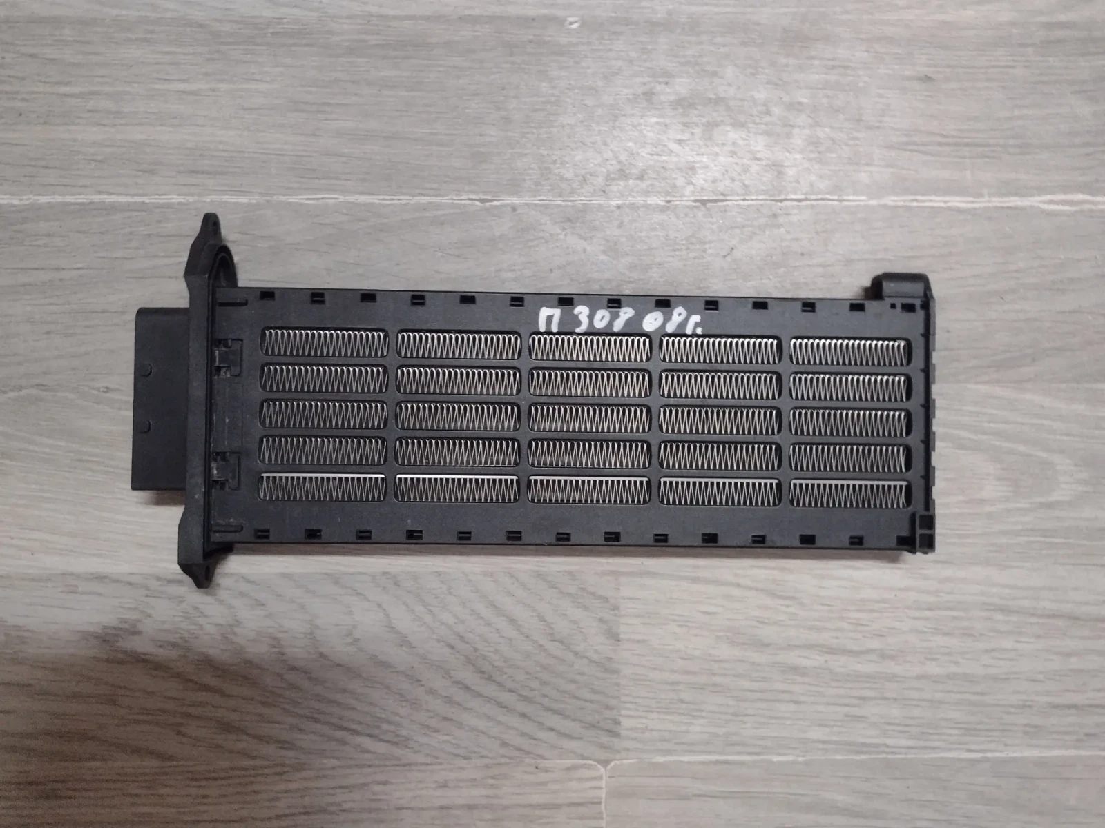 N103760P-C ��. ���������� ����� �� Peugeot 308 (2007-2016) Valeo N103760P C | Mobile.bg � ����������� 1