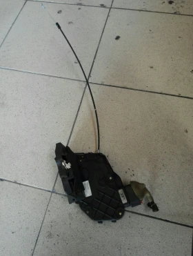 Брава врата задна дясна Мазда 3 1.6Б 06г.