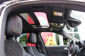 Alfa Romeo Giulia Q4/280HP/ESTREMA/CARBON/CAM/PANO/ACC/KLES/LED/561z, снимка 11