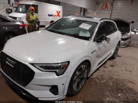 Audi E-Tron Premium Quattro, снимка 2