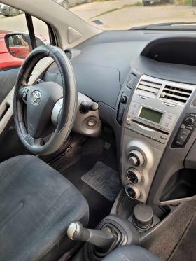 Toyota Yaris 1.3 VVTI, снимка 9