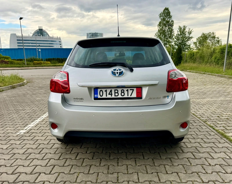 Toyota Auris 1.8 Hybrid - ТОП СЪСТОЯНИЕ -, снимка 4 - Автомобили и джипове - 45952892