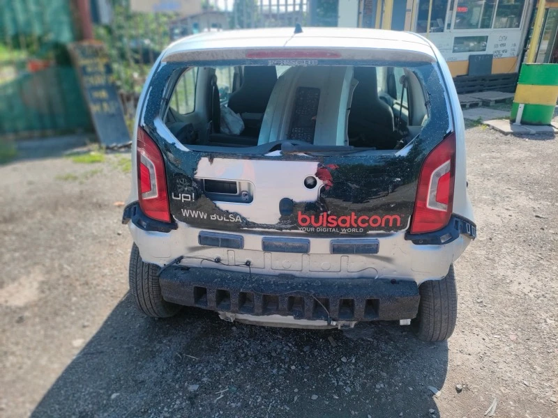 VW Up 1.0, снимка 7 - Автомобили и джипове - 46052274