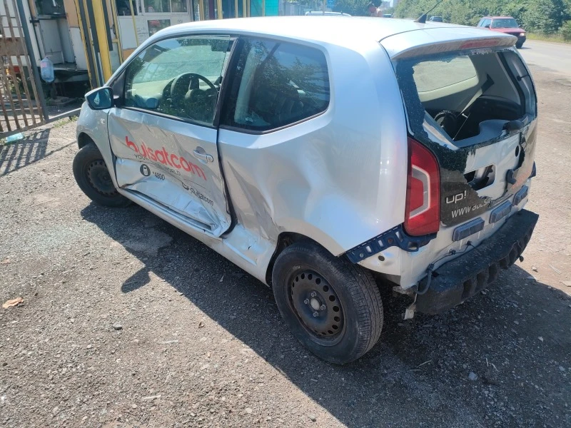 VW Up 1.0, снимка 6 - Автомобили и джипове - 46052274