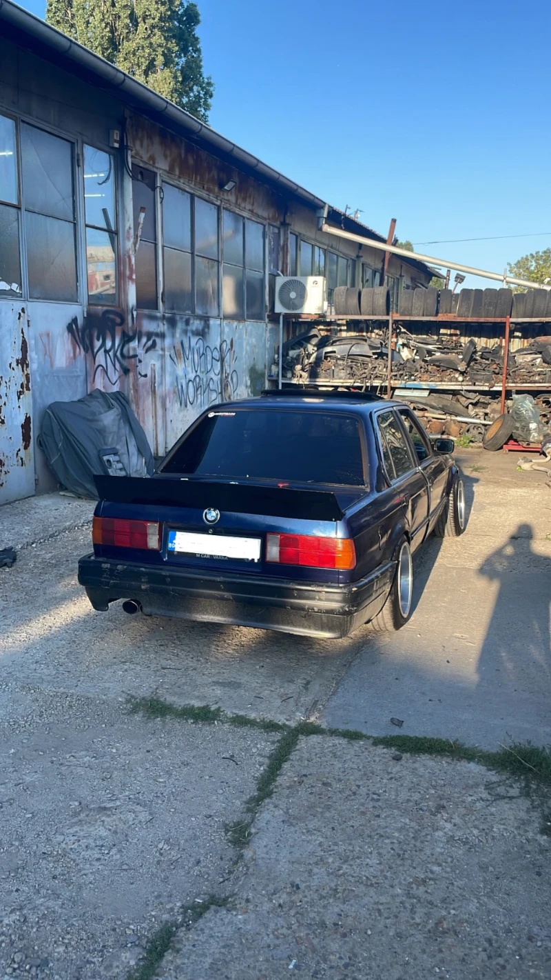 BMW 318 328, снимка 5 - Автомобили и джипове - 47646559