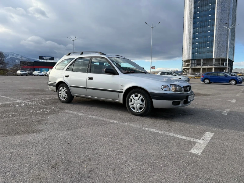 Toyota Corolla, снимка 2 - Автомобили и джипове - 48100308