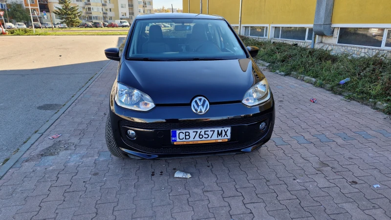 VW Up, снимка 1 - Автомобили и джипове - 48181229