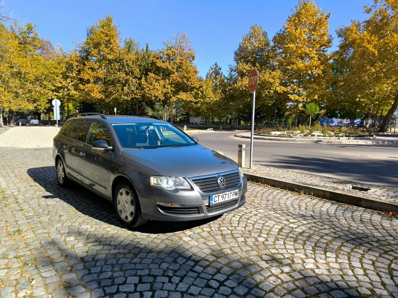 VW Passat, снимка 1 - Автомобили и джипове - 48721311