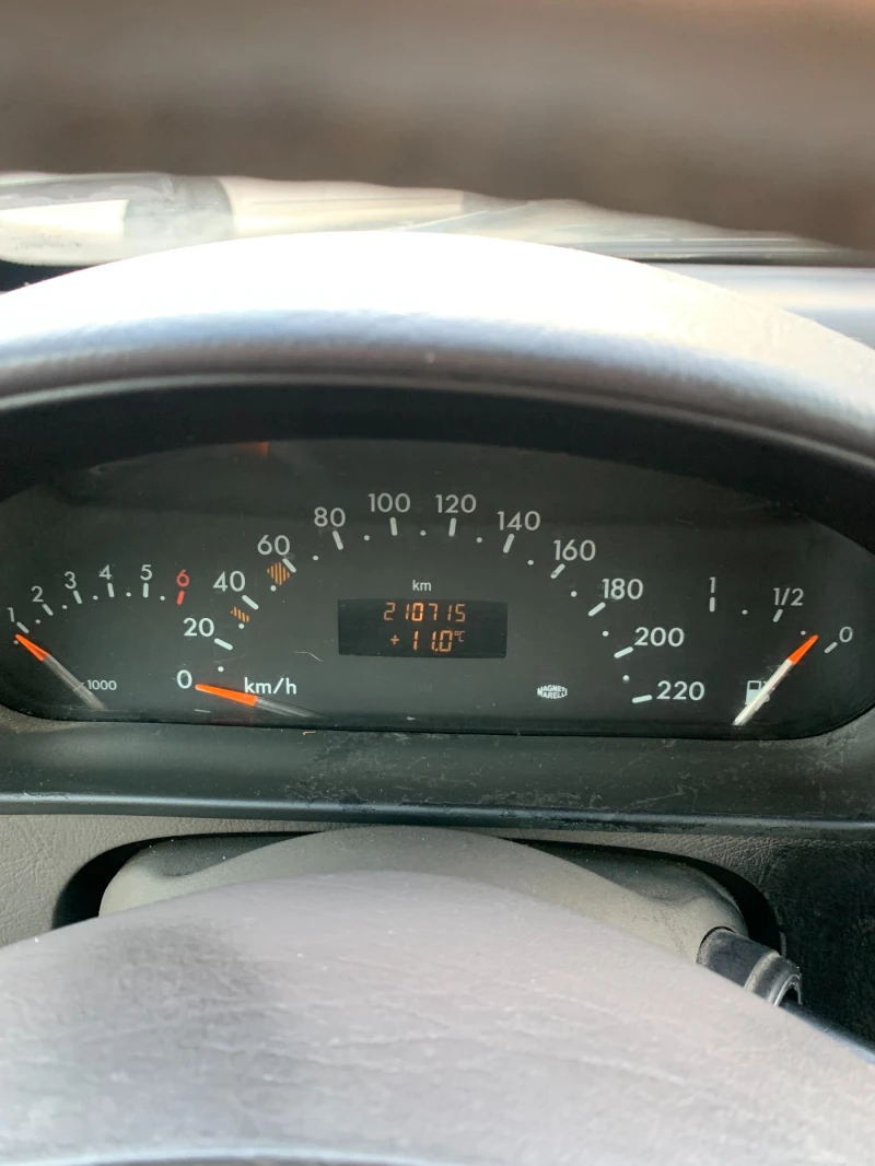 Mercedes-Benz A 160, снимка 10 - Автомобили и джипове - 49351510