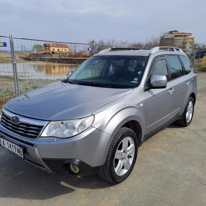 Subaru Forester 2.0i, снимка 2 - Автомобили и джипове - 49516602