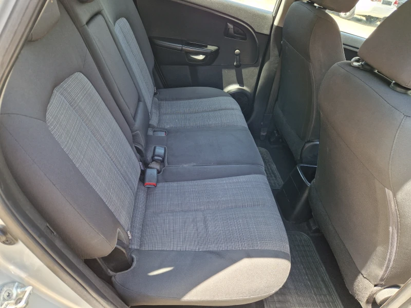 Kia Venga 1.4CRDI/Е5, снимка 13 - Автомобили и джипове - 50507364