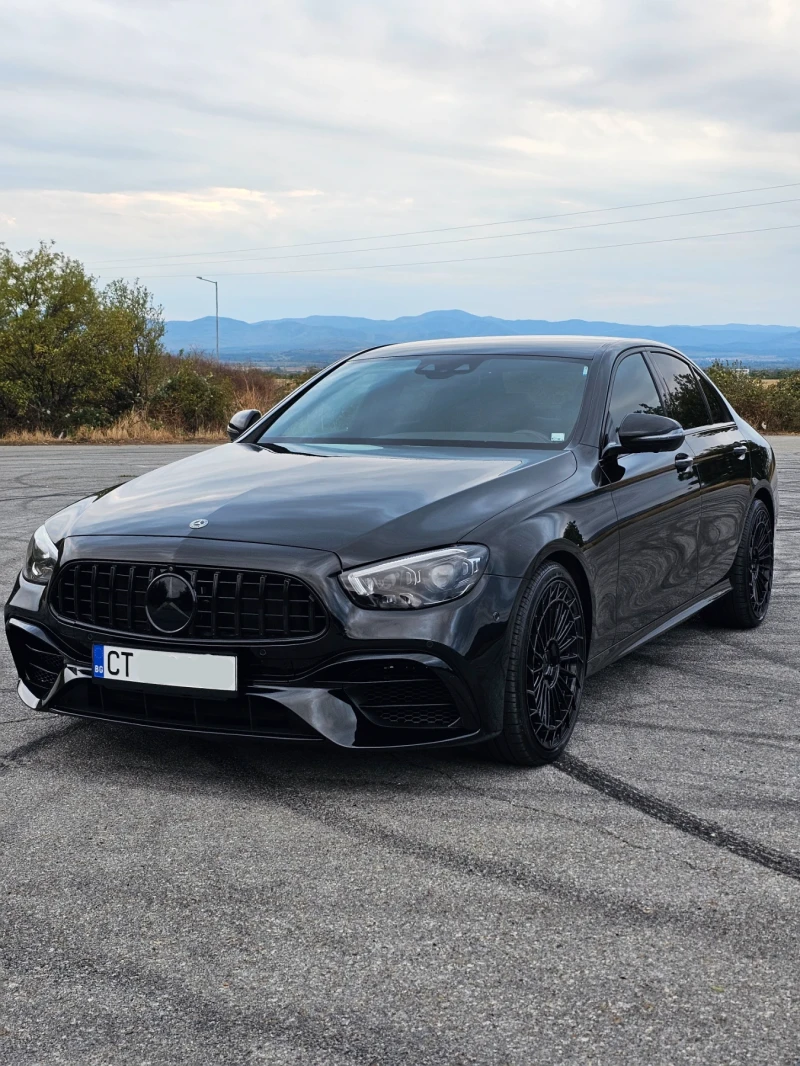 Mercedes-Benz E 220 W213, снимка 8 - Автомобили и джипове - 51912481