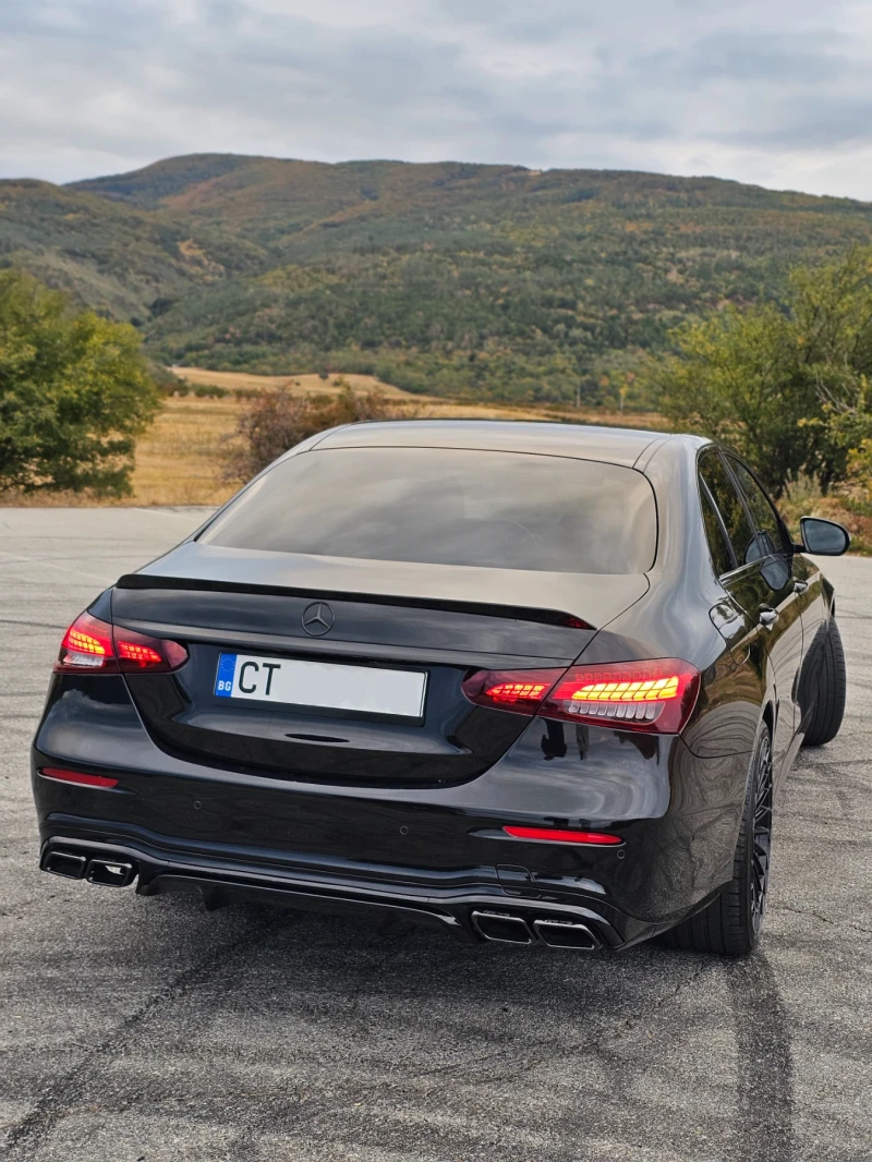 Mercedes-Benz E 220 W213, снимка 6 - Автомобили и джипове - 51912481