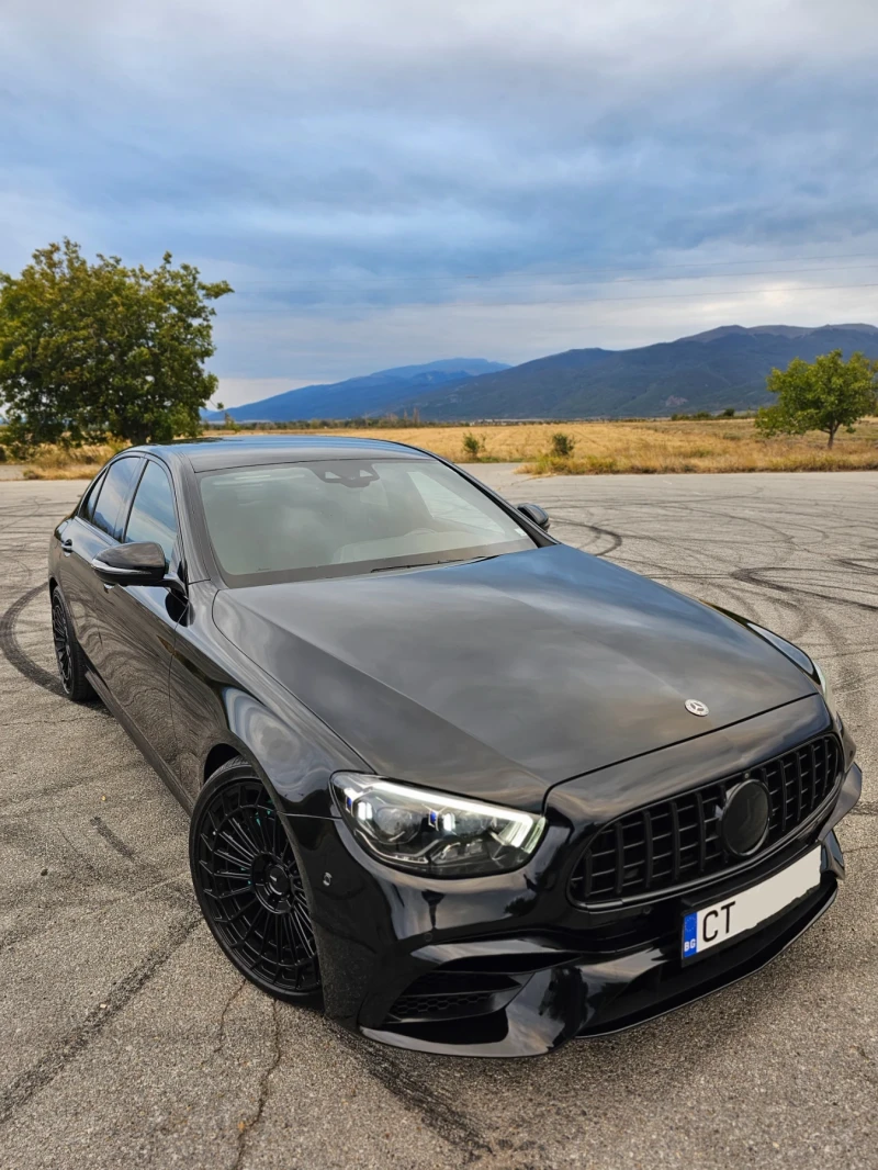 Mercedes-Benz E 220 W213, снимка 4 - Автомобили и джипове - 51912481