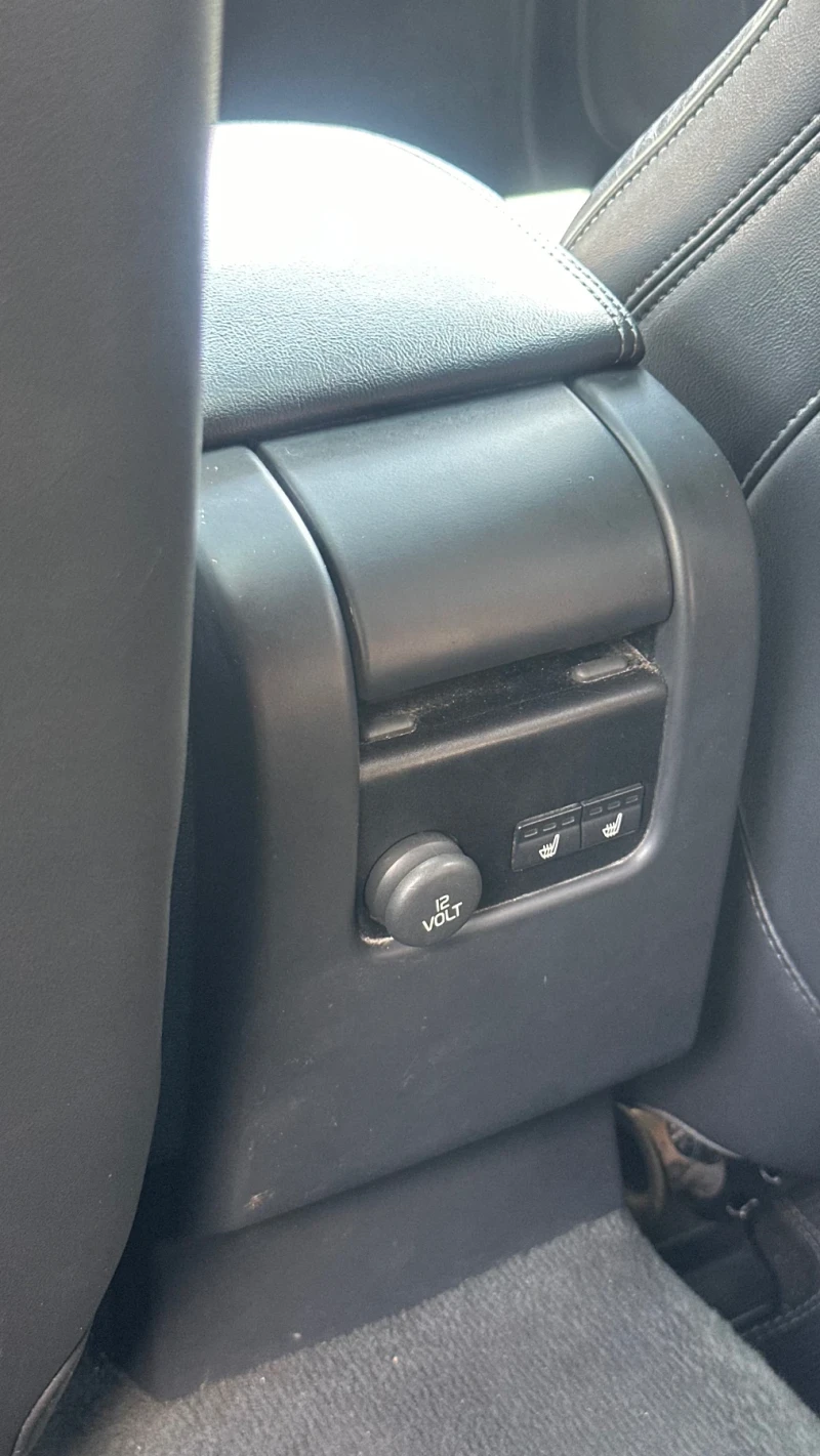 Volvo V60 2.4 D6 plug in hybrid, снимка 13 - Автомобили и джипове - 52770993