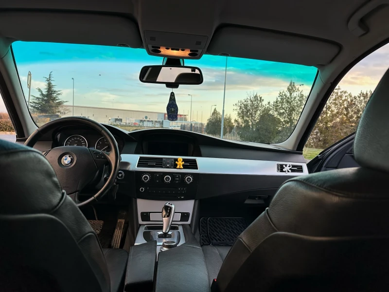BMW 523 2.5* Facelift, снимка 8 - Автомобили и джипове - 52338506