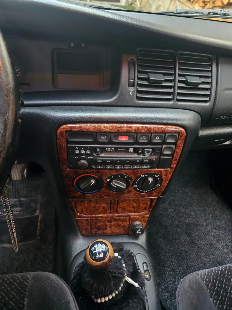 Opel Vectra 1.6, снимка 10 - Автомобили и джипове - 52680485