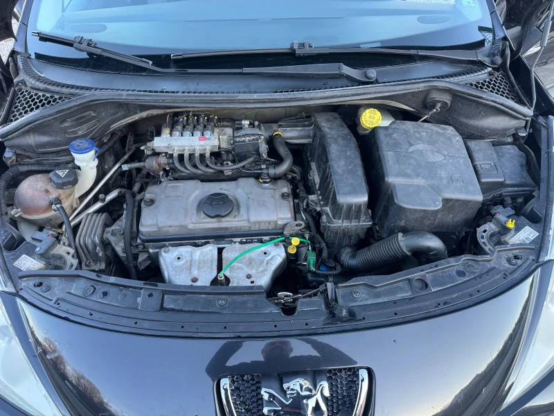 Peugeot 207 1.4 GAZ 75kc, снимка 11 - Автомобили и джипове - 52816187