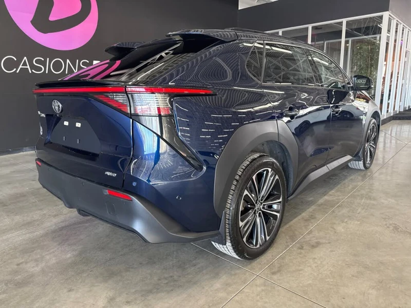 Toyota bZ4X XLE* JBL* ПОДГРЕВ* ОБДУХВАНЕ* ПАНОРАМА* КЕЙЛЕС, снимка 4 - Автомобили и джипове - 53244379