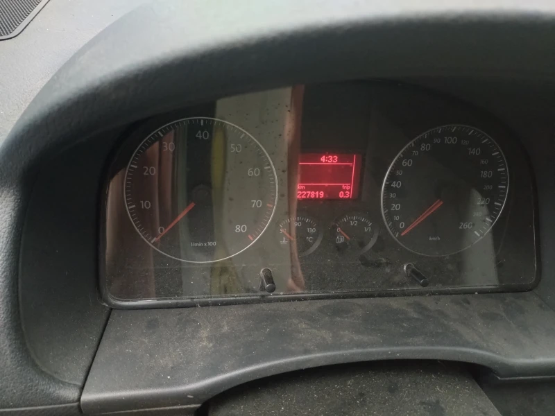 VW Caddy 2.0 EcoFuel НА ЧАСТИ, снимка 4 - Автомобили и джипове - 53297783