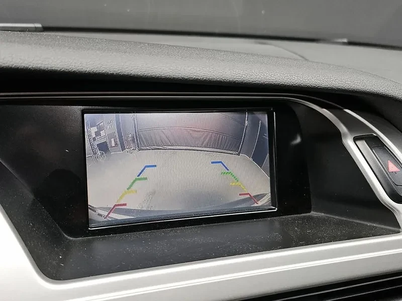 Audi A4 2.0 TDI, снимка 15 - Автомобили и джипове - 53884299