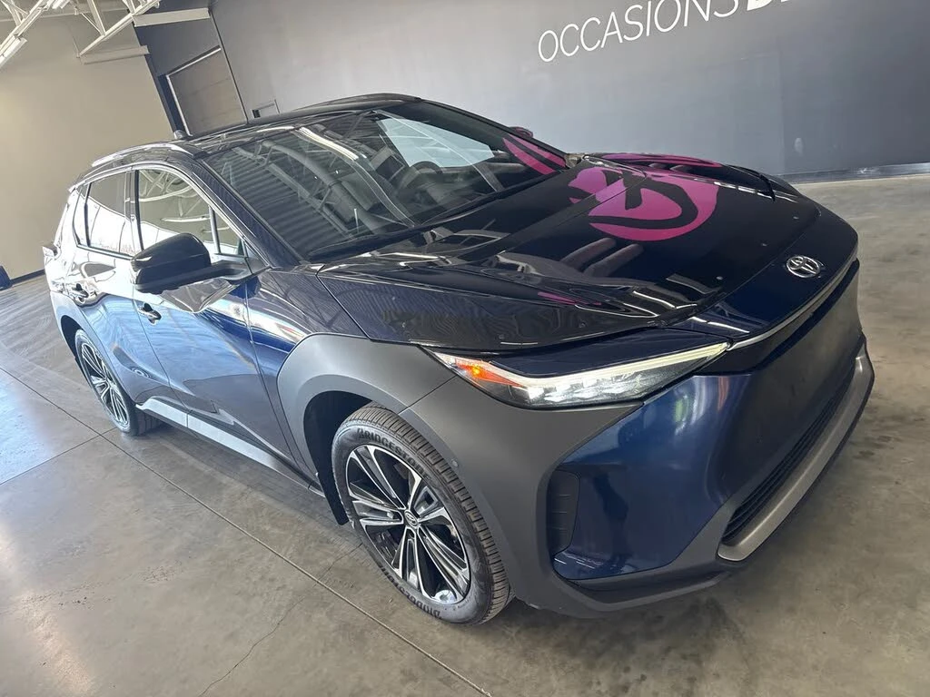 Toyota bZ4X XLE* JBL* ПОДГРЕВ* ОБДУХВАНЕ* ПАНОРАМА* КЕЙЛЕС, снимка 1